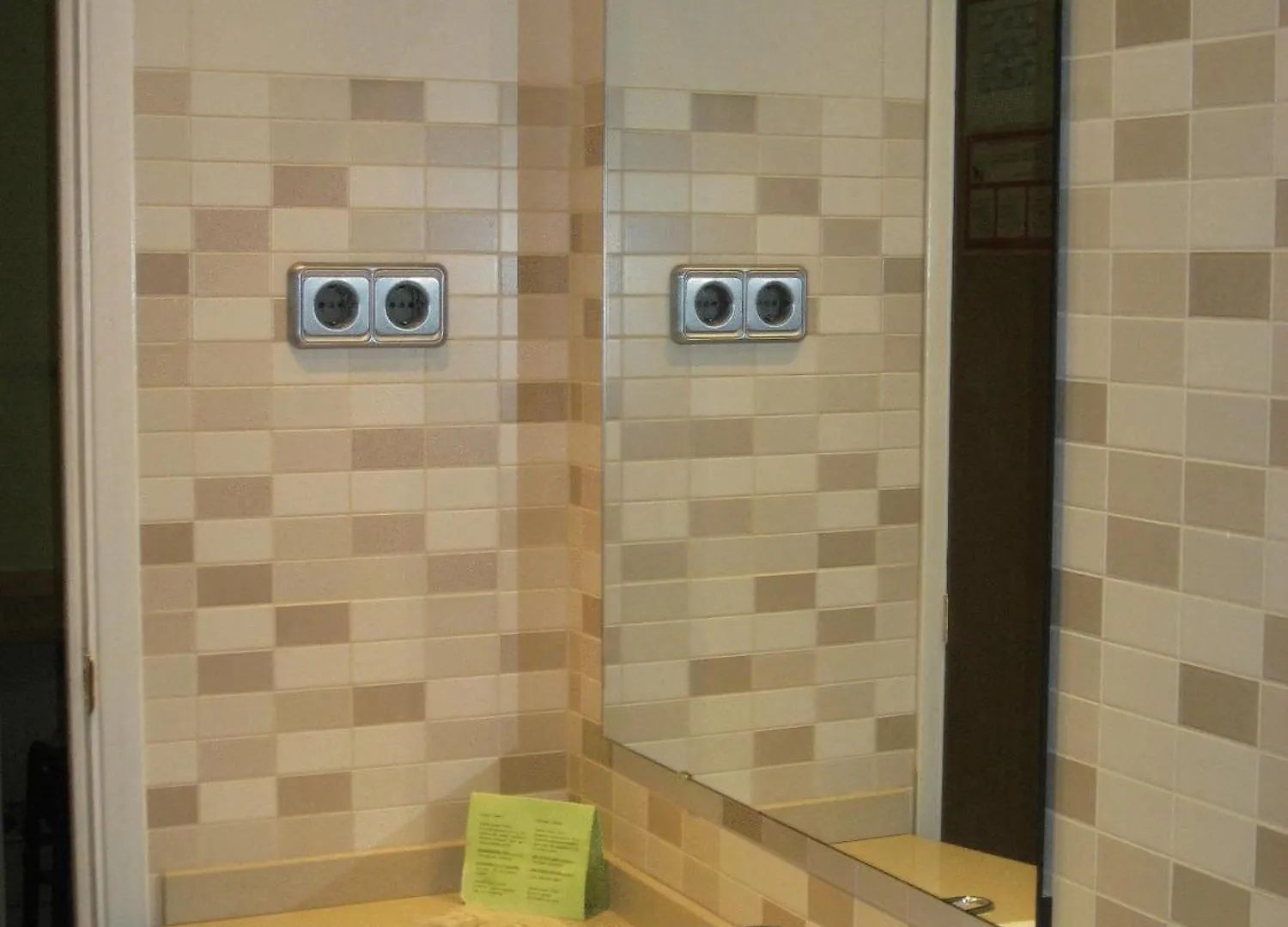 Vendégház Hostal Nuevo Colon Barcelona