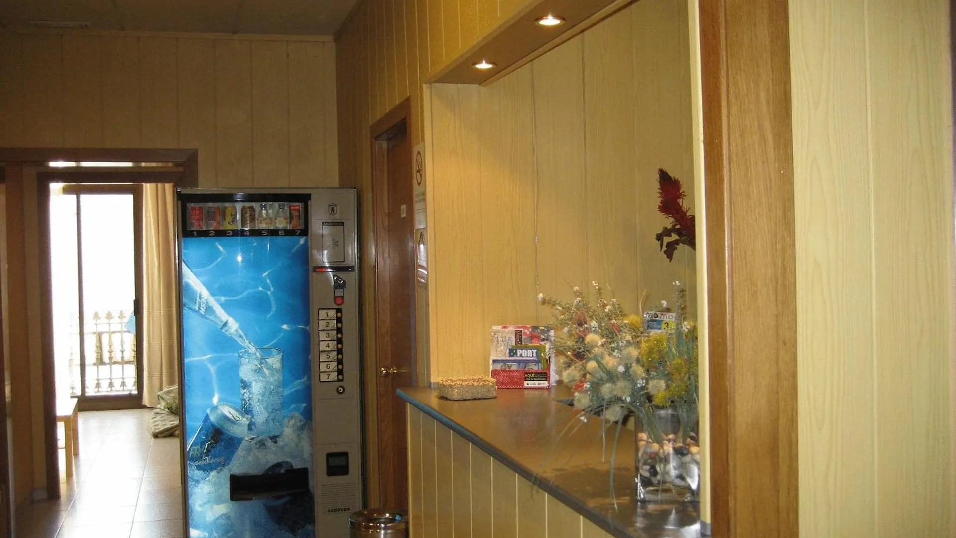 Hostal Nuevo Colon Barcelona Guest house